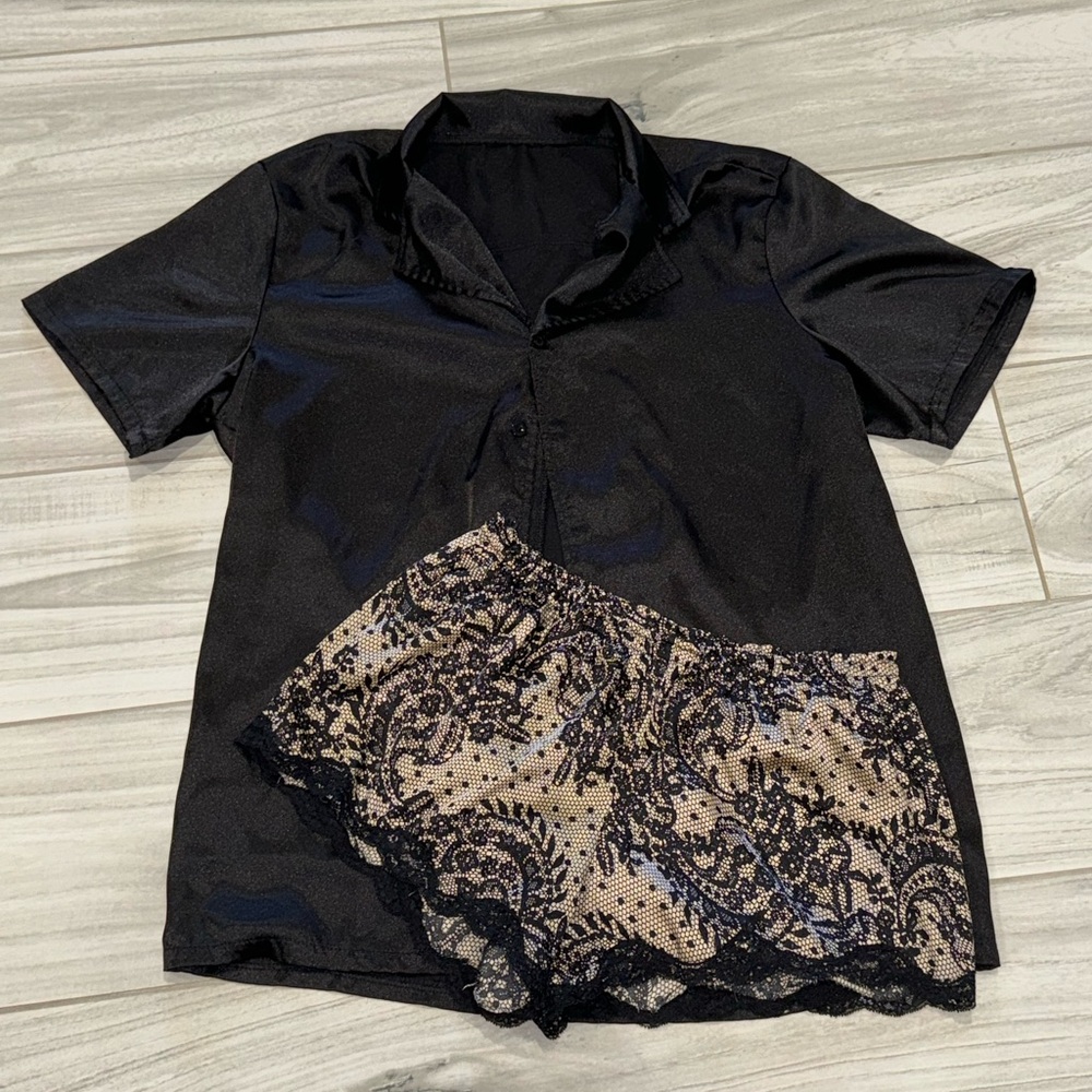 In Bloom Black and Cream Pajama Set